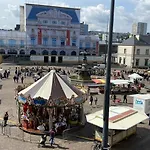 Grand Vue Theatre Hyper Centre Апартаменты Шербур-ан-Котантен